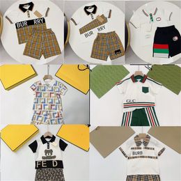 NIEUW Designer Polo Shirt Children's Set Summer Cotton Luxury Brand Boys and Girls Sportswear High-End baby korte mouw sportkleding maat 90 cm-150 cm A1