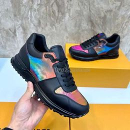 El nuevo diseñador se escapa con la moda de las zapatillas de deporte para hombres reflectantes de cuero multicolor de cuero multicolor plataforma de zapatillas casual de zapatillas B22 COMPLETOS COMPLETOS 868