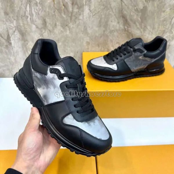 Nouveau designer s'enfuir avec la mode de sneaker pour hommes réfléchissants en cuir multicolore monochromatique plate-forme de sneaker décontractée B22 Chaussures de jogging confortables 413