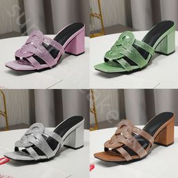 Nouveau designer sandales hautes talons opyum femmes ouverts ouverts 6,5 cm talons classiques Lettres de métal sandale Chaussures stylistes de mode avec boîte 35-44