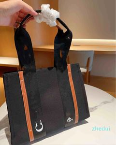 Nouveau sac à provisions design sac en toile noire femmes fourre-tout sac à main lettre imprimée sac à bandoulière grande capacité