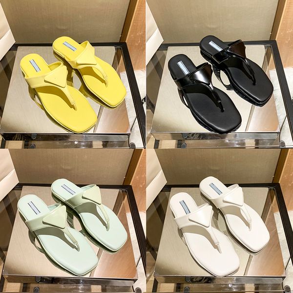 Nuevas zapatillas de diseñador Sandalias planas de cuero cepillado Aqua Amarillo Polvo Rosa Blanco Negro Zapatos para mujer Moda Sandalias de verano Lujos Diapositivas Playa Mujer Zapatilla