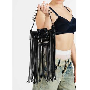 Nouveau designer Spicy Girl Rivet Tassel Phone Mobile Charter Car épaule Single Crossbody Bag 240131