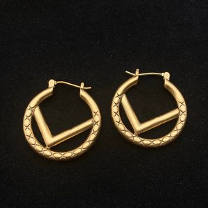 Nouveau designer boucles d'oreilles étalons femme lettre manchette cercle cerceau oreille à oreilles classiques mode élégants accès cadeaux 5 styles