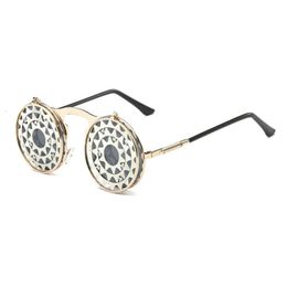 Lunettes de soleil de nouveau designer pour hommes et femmes Punk Steam Flip Personnalisés Lunettes de soleil réfléchies pour hommes et femmes Lunettes de soleil à la mode 882 Conduite extérieure