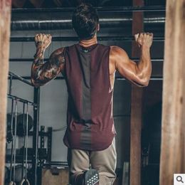 Nouveaux t-shirts de créateurs pour hommes forts, vêtements de fitness pour hommes de haute qualité, débardeur de gymnastique décontracté, vêtements respirants pour hommes