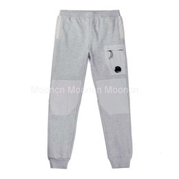 Nouveau designer Montage épais et pelucheux Pantalon CP One Lens Pocket Pantalon de luxe Pantalon tactique extérieur pour hommes avec une lentille Survêtement ample