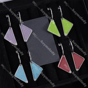 Nouveau créateur triangle de boucles d'oreilles Pendantes Femmes Trops Earps Triangular Studs Bijoux avec boîte