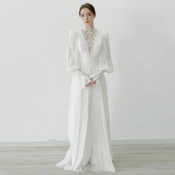 Nouvelle robe de mariée designer 2024 manches gonflées longues à col haute broderie en dentelle en mousseline de gamme