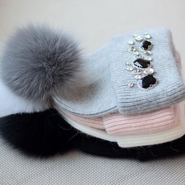 Nouveau designer chapeau d'hiver de luxe qualité fourrure de renard pompon chapeaux bonnet haute qualité filles femmes bonnet chapeaux d'hiver pour les femmes