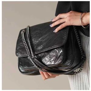 Nouvelle designer Femmes Solid Black Medium Chain Crinkled Vintage Cow Handsbag Patent Leather Crossbodybody Sac Lamesy1037