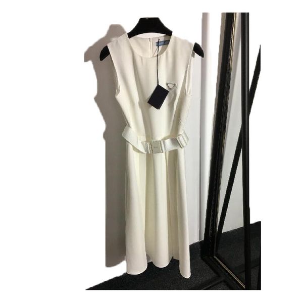 Nouvelle créatrice robe pour femmes T-shirt tempérament imprimé Retro Ruffle Round Coule Coute Classic Classic Fashion Luxurys Femmes Dress Streetwear Fashion Femmes Vêtements blancs