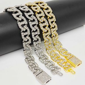 Nouveau damier en diamant avec deux strassons pointues pleines de collier de chaîne cubain de piste hip-hop phop dans la rue