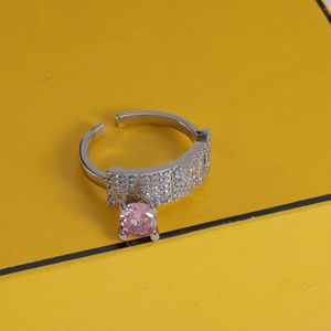 Nieuwe diamantringen 18k gouden nagelringstenen paar liefhebbers ring titanium stalen diamantring
