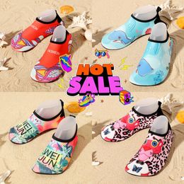 nieuwe Duikschoenen Dames Heren Strand Zwemmen Watersport Sokken Blote voeten Heren Dames Sneaker Yoga Fitness Dans Zwemmen Surfen Duiken Snorkelen Schoenmaat 36-45