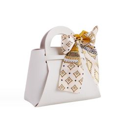 Nouveau sac cadeau de bonbons de mariage bricolage élégant en cuir PU boîtes d'emballage de coeur d'amour sac de faveur de fête portable Mini sac à main sacs d'emballage cadeau