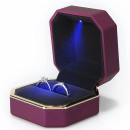 Nueva caja de doble anillo de doble anillo cuadrado de terciopelio de terciopelo organizador de joyería de joyería con luz LED para la propuesta cajas de anillos de compromiso