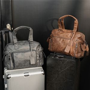 Nieuwe plunjezak Dames Travel Tassen Handbagage Mannen PU Lederen Handtassen Grote Crossbody Tassen Buls
