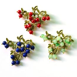 Broche rétro élégante en forme de canneberge verte, en métal, perle, plante, feuille, accessoires de collier, bijoux cadeaux, nouvelle collection