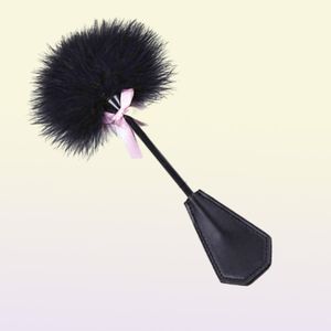 Nieuwe erotische Bdsm Feather gekieteld zweep bondage straffen fetish leer spanking paddle spelen Flogger minnaar rijzweep pony seks Toy9502008