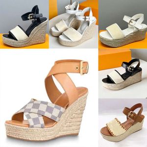 Nuevas alpargatas sandalias diseñador mujer cuña sandalia plataforma de paja zapato sandalias de estribor zapato de punta abierta zapato de mujer al aire libre con caja 378