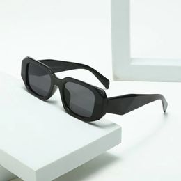 Nouveaux européens et américains PRA Home Sunscreen Polygonal Vintage Lunettes de soleil Femmes Premium Sense INS Personnalité Mode Lunettes de soleil en gros