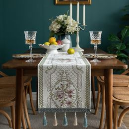 Nieuwe Europese Jacquard Table Runner Festival Borduurde Tassel Table Flag Festival Home Dining Room Sfeer Tafel Decoratie