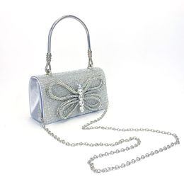 Nuevo bolso para vestido de noche, bolso con cadena de diamante brillante y mariposa, bolso de mano para fiesta