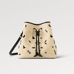 nouveau Explosion hot Sacs pour femmes sacs à main sac seau habillé vacances M23080 chic souple saison plage mode vacances cocktails voyage noir sac à dos en coton de peau de vache