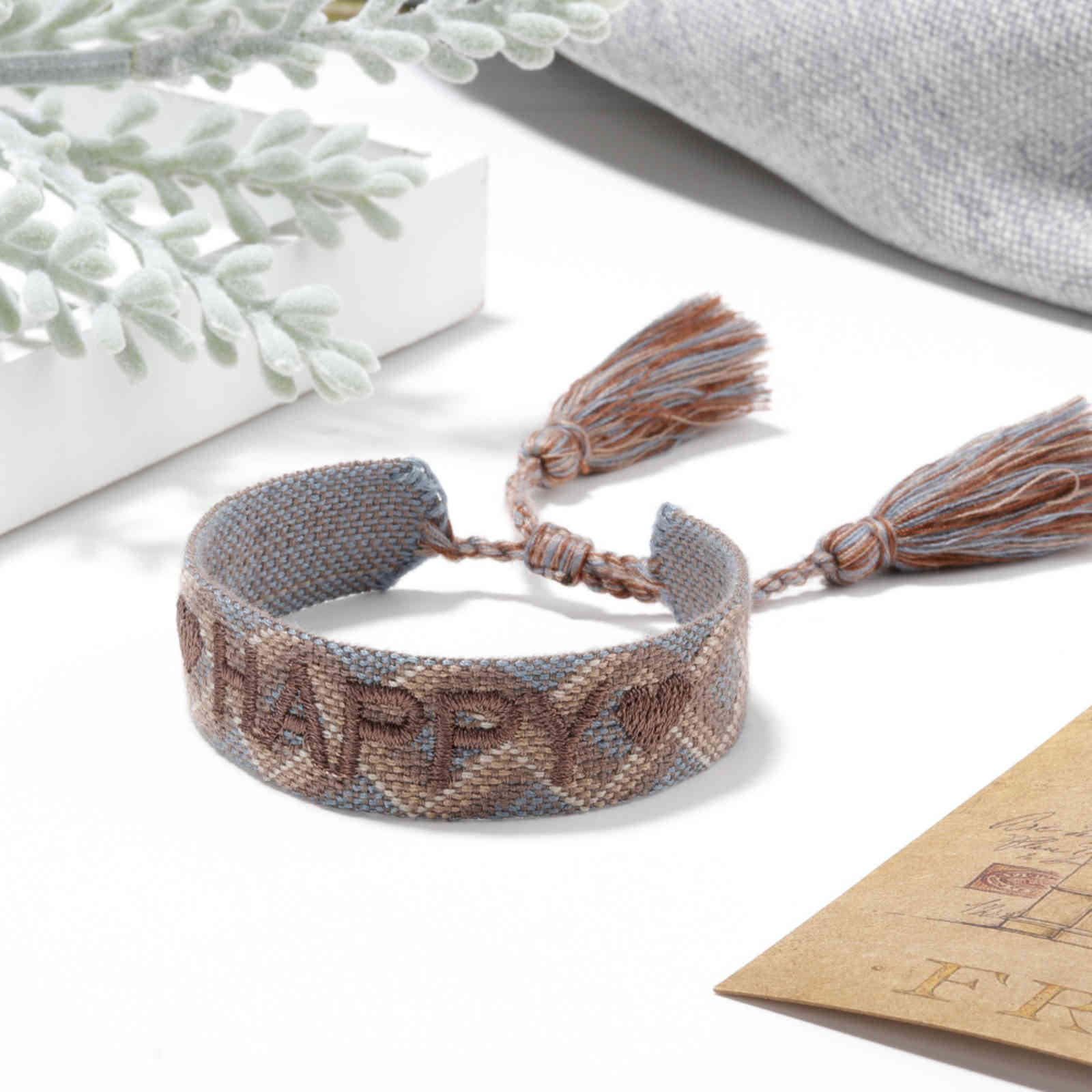 Accesorios de moda nuevo exquisito bordado pulseras tejidas a mano para mujer borla amistad pareja boda Handring JewelryFMV3