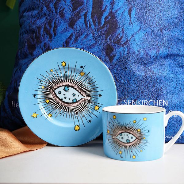 Nuevo Juego de tazas de café con forma de ojo, taza de agua de cerámica, vajilla creativa de estilo europeo para el hogar, taza de té de la tarde