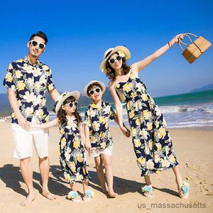 Nieuwe familie matching outfits moeder-dochter floral slip jurk vader-zoon t-shirts en shorts pak strand vakantie paar dragen r230811