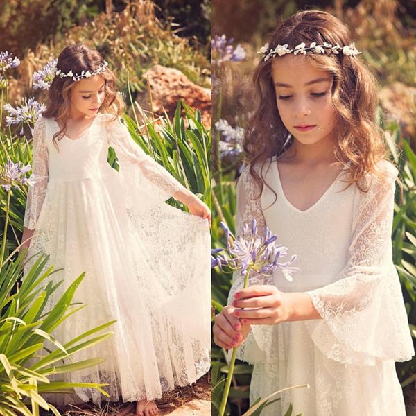 Nuevos vestidos elegantes con cuello en V y mangas 3/4, vestidos de niña de flores de encaje de una línea, vestidos baratos para niñas pequeñas de estilo rural durante 2-12 años MC0668