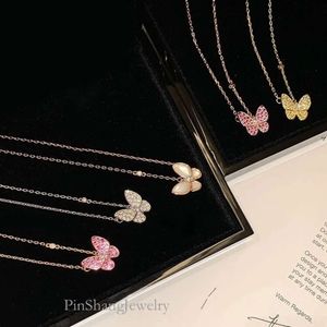 Nieuwe Fanjia Precision Edition volledige diamanten paardenoog-vlinderketting met rosévergulde slotbotketting recht voor dames