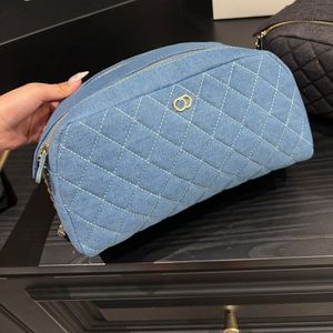 Nueva moda 24C bolso de cadena bolso de maquillaje para mujer bolsa de lavado de gran capacidad patrón de diamante tela vaquera cuero genuino de lujo bolso de diseñador de lona de moda bolso de cosméticos