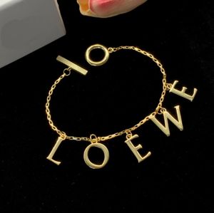 Nueva moda Anagrama esmalte collar colgante asimétrico mujeres retro pendientes oro rosa lleno de diamantes arete aro señoras broche joyería de diseño LOE-b666