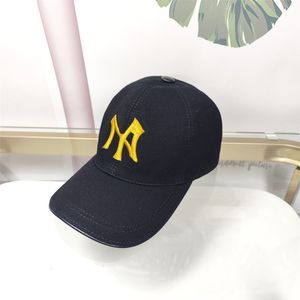 Nouvelle fashion Baseball casquette de créateurs masculins Caps de luxe Brand de marque femme casquette Dome Dome Lettre jaune brodée Summer Black Sun Protection Trucker
