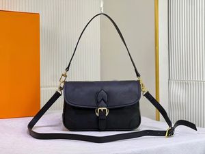 Nouveau sac classique Femme Femmes en cuir Femmes Vintage Tote d'épalsine Sacs à bandoulière # 556688