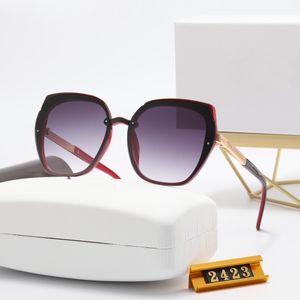 nouvelle mode classique Designer lunettes de soleil attitude lunettes de soleil cadre doré carré métal style vintage extérieur modèle classique