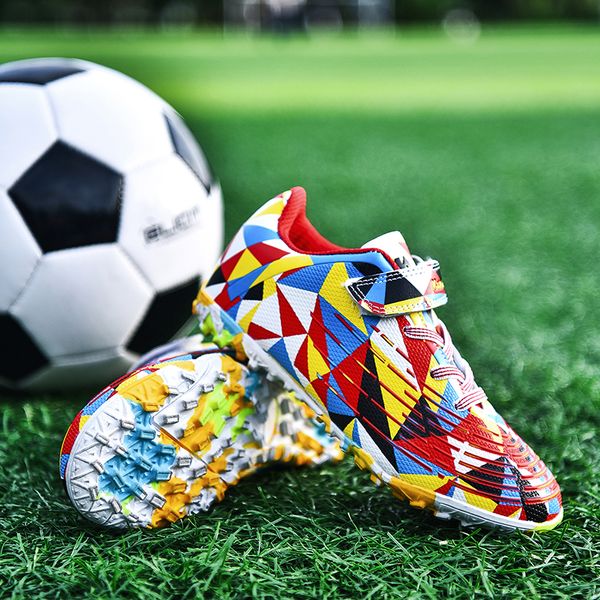 Nuevas zapatillas de fútbol coloridas a la moda para niños, zapatos de césped de fútbol sala, botines de fútbol para niños, zapatos de fútbol para niños 2022 chuteira campo