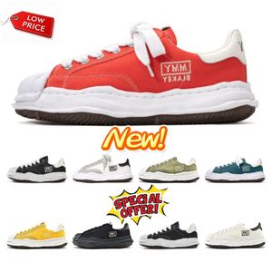 New Fashion Comfort Designer Sneakers Outdoor Toile en ligne Low Mmy Street Wear Chunky Wavy Soles Mens Mens Fome Casual Trainer Traineur 36-45