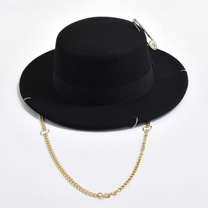 Chapeau Fedora pour femmes et hommes, nouveau design à la mode, décor de chaîne en métal, chapeau de Jazz, casquettes d'église de fête