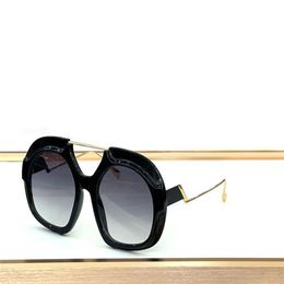 Nuevo diseño de moda gafas de sol 0316 montura de color de costura estilo vanguardista de verano gafas de protección uv400 para mujeres de calidad superior 265b