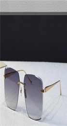 Nieuwe fashion design zonnebril REGE II K gouden frame vierkante geslepen lenspootjes met diamantversiering royale en veelzijdige stijl ou6896619