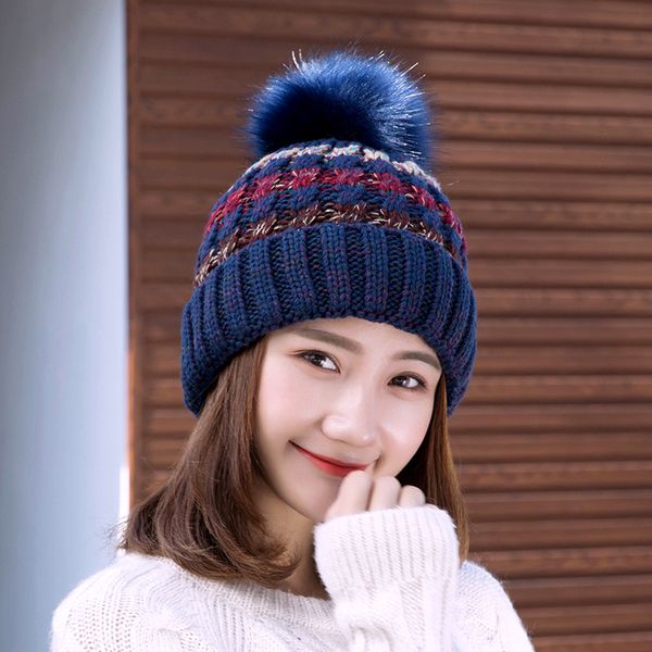 Nouveau créateur de mode populaire coloré tricoté décontracté belle boule de fourrure mignon hiver printemps chapeaux chauds pour les étudiants filles femmes