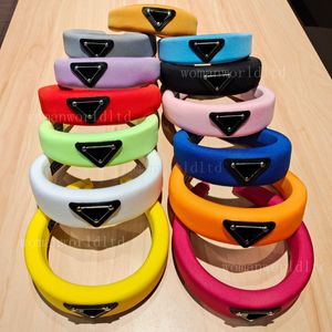 Nieuwe modeontwerper Sponge Headbands Haarbands voor vrouwen meisje elastische brief p hoofdband sport fitness hoofdband hoofd wrap sieraden