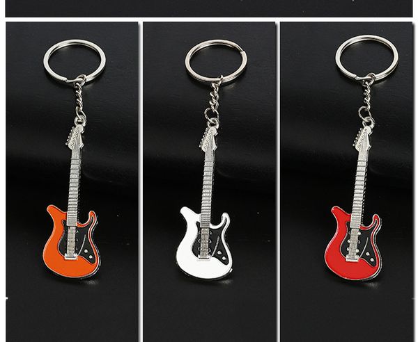 Nouvelle mode Guitare Porte-clés En Métal 6 couleurs Porte-clés Mignon Musical Porte-clés De Voiture Argent Couleur pendentif Pour Homme Femmes Cadeau De Fête