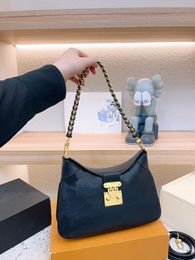 Neue Mode-Handtasche 2023, Designer-Tasche aus luxuriösem Material, perfekt passend zur Tasche mit Schloss und Kettengriff