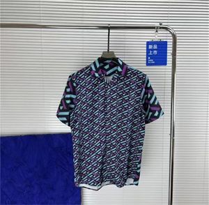 New Fashion Hawaii Floral imprimer des chemises de plage de créatrice masculine Silk Bowling Shirts Hawaiian Shirts Men Blouse d'été Blouse courte à manches courtes M-3XL WR18