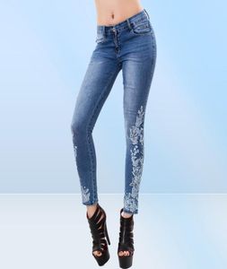New Fashion Jeans pour femmes Pantalons de crayon à broderies papillon